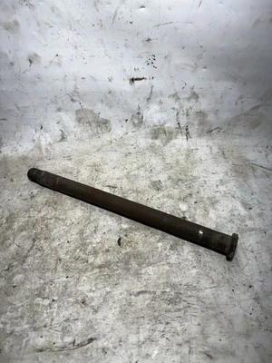 1984 Yamaha YZ490 OEM Rear Axle No Nut  - Изображение 1 из 3