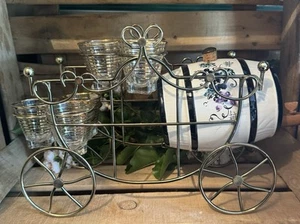 Vintage Metal Carriage holding 6 x Shot Glasses and Pottery Barrel #JNU246 - Picture 1 of 4