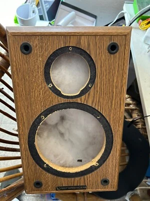 Infinity Reference 10 - Cabinet in legno (singolo) - Immagine 1 di 4