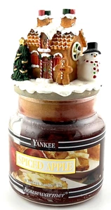 YANKEE CANDLE Spiced Apple Housewarmer Gingerbread Christmas House Lid Topper - Picture 1 of 4