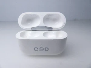 Apple AirPods Pro Ladecase A2190 Ligthning Case LEER gebraucht Gravur #57 - Zdjęcie 1 z 7