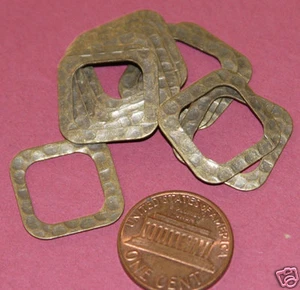 10 pezzi di maglia quadrata martellata in ottone anticato 17 mm - Foto 1 di 1