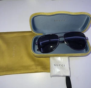 Gucci Designer Silver Metal Aviator Sunglasses (GG0528S) - Picture 1 of 4