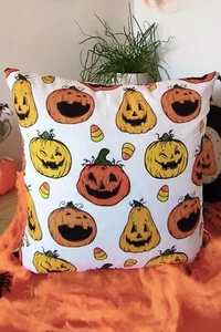 Funda para cojín calabazas Halloween. Poliéster 45x45 cm. - Imagen 1 de 2