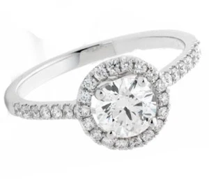 Diamond Cluster Ring 0.65ct Round Brilliant Cut F VS set in 18ct White Gold - Picture 1 of 1