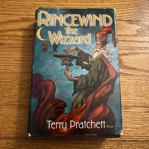 Rincewind The Wizzard Terry Pratchett First SFBC Fantasy Printing Discworld HC - Picture 1 of 9