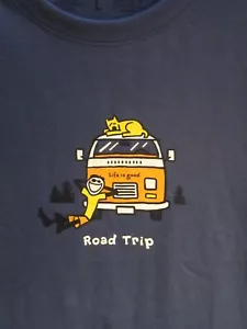 LIFE IS GOOD MEN S/S TEE JAKE&ROCKET.."ROAD TRIP" FOR WANDERER IN YOUR LIFE (L) - Picture 1 of 4