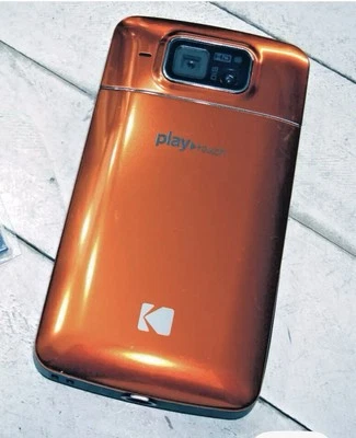 Videocámara Kodak PLAYTOUCH Alta Definición Zi10 Naranja Quemado con Batería y 16 GB Foto 1 de 2