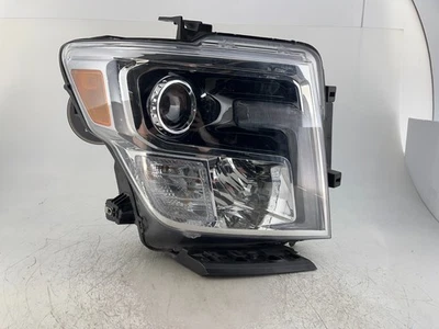 OEM | 2016. -2019 Nissan Titan XD LED Headlight (Right/Passenger) Foto 1 de 4