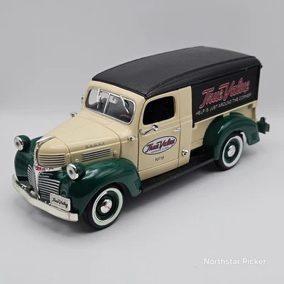VTG 1999 ERTL 1947 Dodge Canopy Delivery Truck 1:25 Limited Edition Diecast Bank - Image 1 of 4