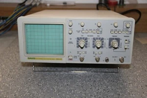 Oszilloskop - Bild 1 von 1