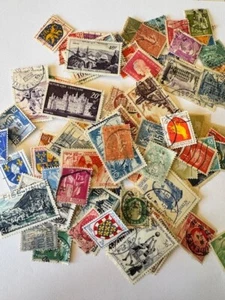 96 francobolli francesi annullati - ampia gamma di date, vecchi e nuovi, e diversi - Foto 1 di 5