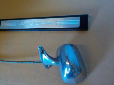 JAGUAR E TYPE XKE SERIES 3 V12 NEARSIDE LEFT REMOTE DOOR MIRROR - Image 1 of 4