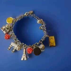Bracciale Claire's vintage firmato con charms per fotocamera da viaggio - Foto 1 di 3
