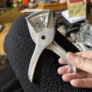 Irvin Ware Made in USA Citrus Lime Lemon Squeezer  - Picture 1 of 15