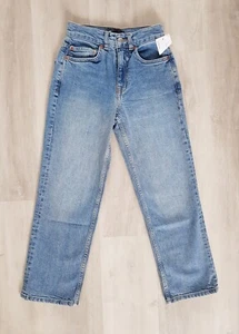 JEANS DE PIERNA RECTA azul PETITE W25 L28 PETITE crop CAPRI informal de ASOS DESIGN - Imagen 1 de 14