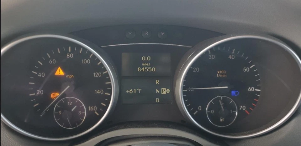 2006-2007 ML Class OE Speedometer Gauge Cluster 84K Miles Mercedes-Benz - Изображение 1 из 4