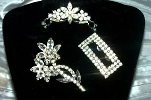 VINTAGE **** COLLECTIBLE** RHINESTONE PINS*** - Picture 1 of 4