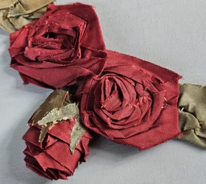Millinery Bandarbeit Rose Blumen Handarbeit Bandarbeit Lot Antik Stil Borte - Bild 1 von 11