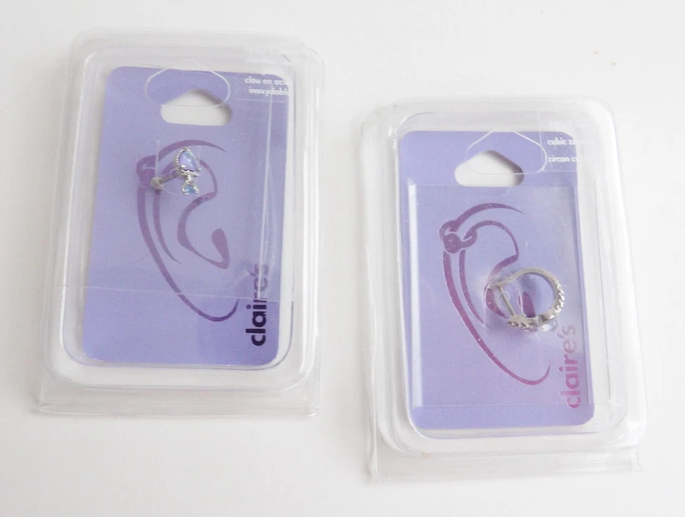 Juego de 2 pendientes de cartílago Claire's nuevos paquetes de acero inoxidable 16G y 18G y circonita cúbica Foto 1 de 4