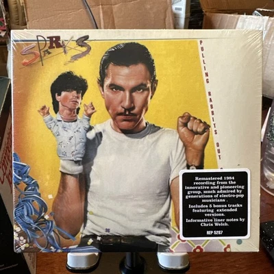 ИСКРЫ - ВЫТАСКИВАЯ КРОЛИКОВ ИЗ ШЛЯПЫ НОВЫЙ КОМПАКТ-ДИСК - Изображение 1 из 4