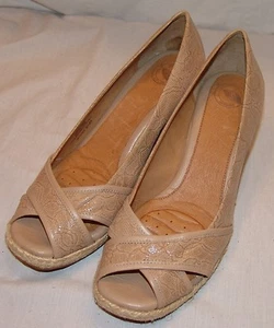 Nurture Womens Light Brown Wedge Heels 9 1/2 M 9.5 Shoes Antonia Peep Toe Beige - Picture 1 of 10