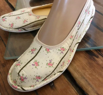 NUEVAS Zapatillas de Casa JIFFIES de Colección Años 70 Talla L Nuevas con Etiquetas Espuma Suave Antideslizantes Foto 1 de 4