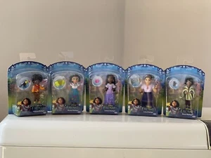 Disney CHARMANO Film 3" Figuren Antonio Mirabel Isabela Luisa Bruno 5er Set - Bild 1 von 11