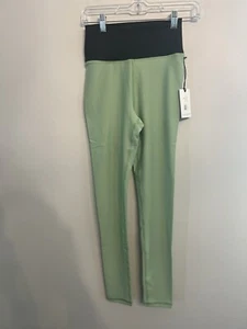 WeWoreWhat High Rise Leggings in Fair Green and Black Size S NWT - Picture 1 of 5