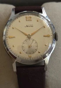 Vintage Armbanduhr Novus– Handaufzug – Cal. Arogno 150 - Picture 1 of 8