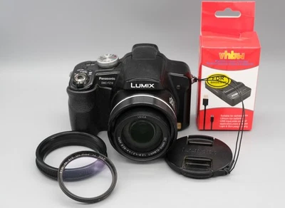 Panasonic LUMIX DMC-FZ18 Bridgekamera + Zubehörpaket - Blitz defekt, sonst ok - Bild 1 von 4