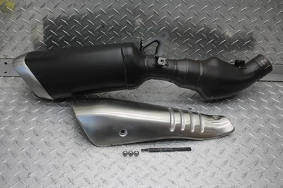 2013 年 4 月 RSV4/TUONO V4 原始设备制造商出口管消声器  — 第 1/4 张图片