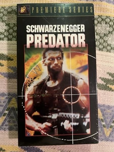 Predator (VHS, 1997) - Picture 1 of 6