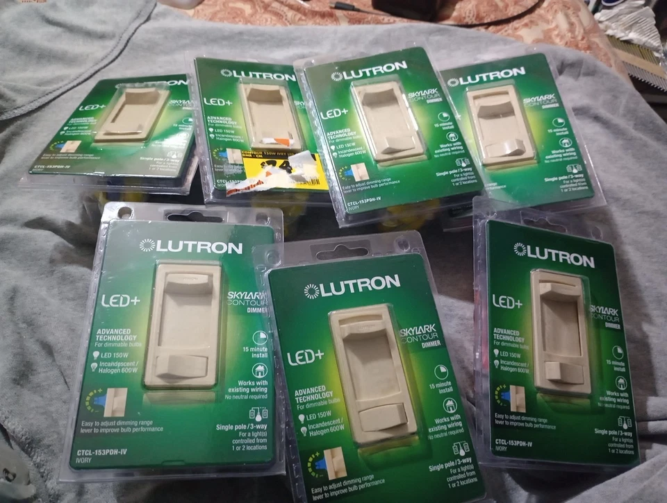 Lutron Skylark Contour Ivory Dimmer Light Switch Hed Single Pole 3 Way CFL LED