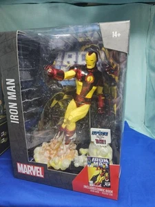 New Iron Man Statue 1:6th Scale Collectible With Scene & Comic. ( Iron Man #256) - Picture 1 of 11