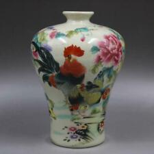 China Jingdezhen porcelain pastel rooster pattern vase marked Qing Tongzhi