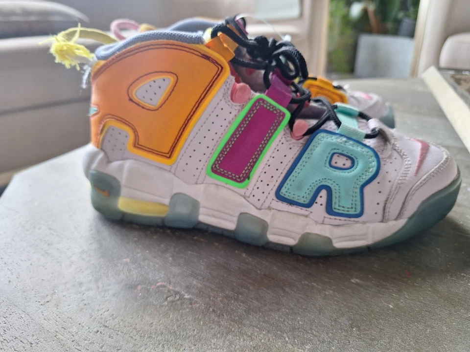 Nike Air More Uptempo (GS) APENAS UVA/PIEL NARANJA DH0624-500 Juvenil Talla 5Y Foto 1 de 4