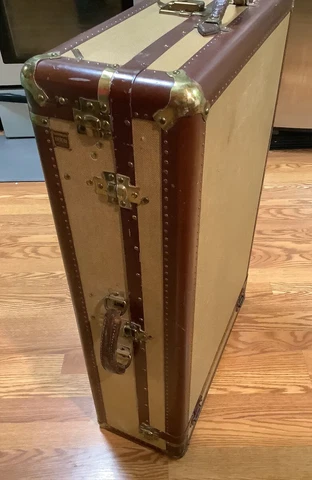 Hartmann Tourobe Gibraltarized Vintage Large Trunk Steamer Luggage + 2 Keys Rare Cover
