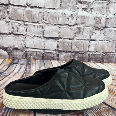 Aerosoles Aware Ella Women's  Black Quilted Slip On Slides Sneakers Size 8.5 M - Image 1 of 4