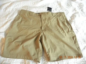 Jos. A. Bank Men's Tailored Fit Beach to Bar Shorts Size 40 NWT Beige Flat Front - Picture 1 of 12