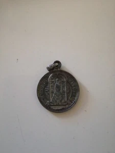 Medaglia antica Madonna di Loreto 2,5cm - Foto 1 di 2