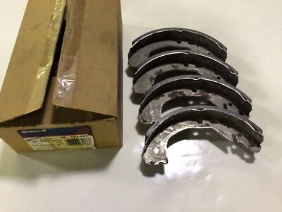 NOS ACDelco 97 Chevrolet Venture Silhouette Rear Brake Drum Shoe Set 18039045 - Image 1 of 4