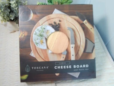 Toscana Circo Wooden Cheese Board/Cutting Board and Cheese Knives/Tool Set - Image 1 of 3