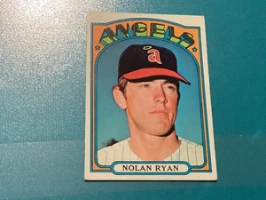 Topps Nolan Ryan 1972 número semi alto #595 patio - casi como nuevo - excelentes esquinas - - Imagen 1 de 2