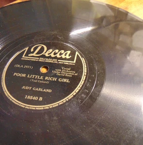 Judy Garland - That Old Black Magic / Poor Little Rich Girl (1942) Decca 78 V+E- - Picture 1 of 7
