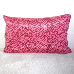 Pillow COVER ONLY Satin Pink Leopard Print For Tempur Travel 16"x10" Pillow Case - Picture 1 of 3