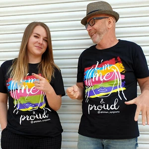 Quality UK Printed Pride T-Shirt - I'm Me & Proud (4 Sizes) 100% Ringspun Cotton - Picture 1 of 9