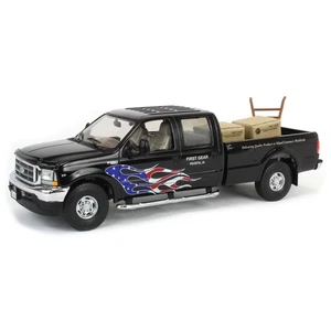 1/34 Ford F-250 Super Duty Pickup Truck mit Boxen von First Gear 19-0038 - Bild 1 von 6