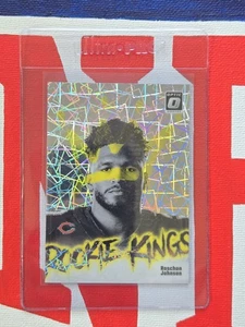 Roschon Johnson RC- SSP Rookie Kings #8- 2023 Donruss Optic- Bears Rookie - Foto 1 di 2
