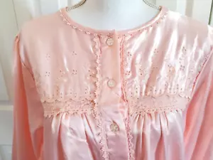 Camicia da notte Jaclyn Smith Rosa Media Rasato Pizzo Romantica Nuova con etichette DIFETTO LEGGERE - Foto 1 di 12
